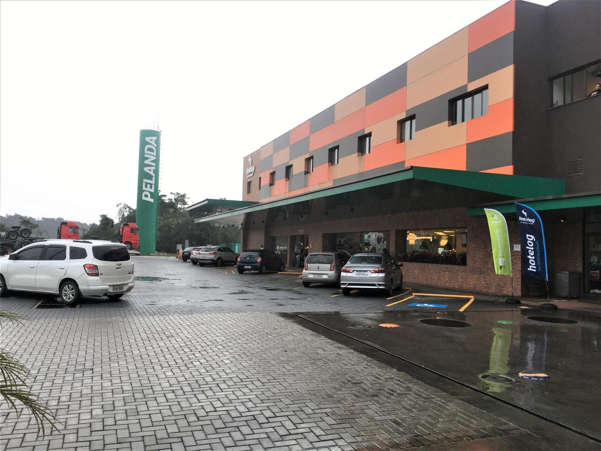 Hotelog Campina Grande do Sul Εξωτερικό φωτογραφία